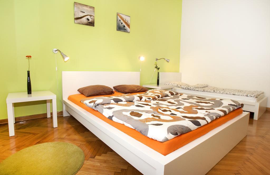 Bridge Apartment Belgrado Quarto foto
